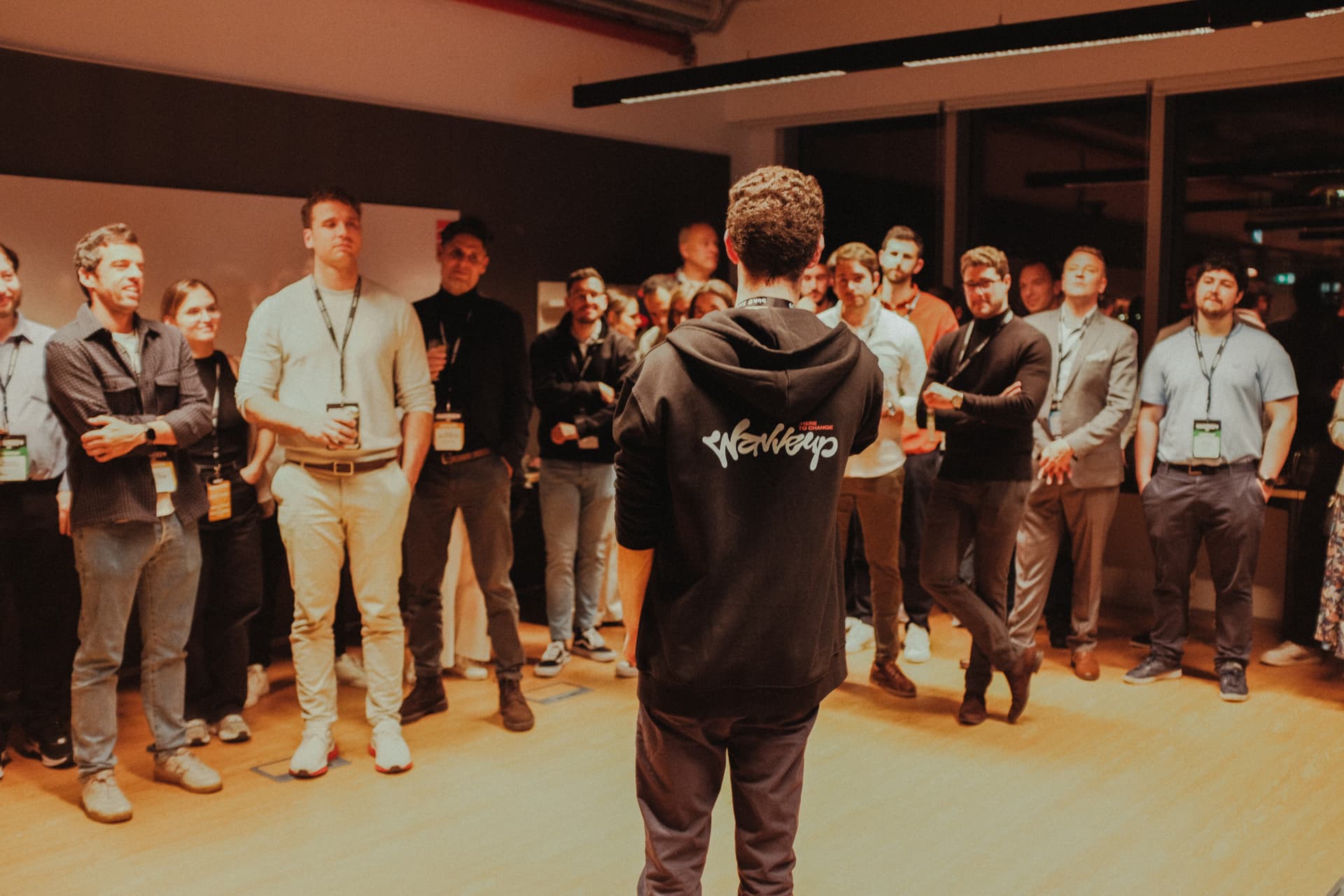 wavveup-team-gathering